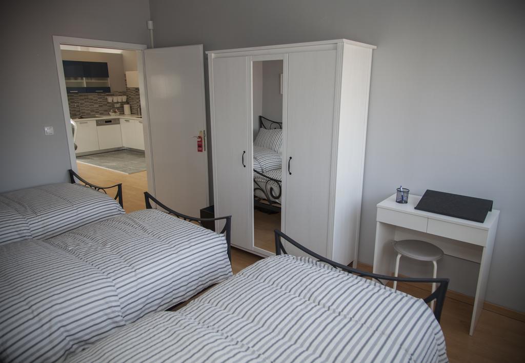 Master Apartman Sisak Eksteriør bilde