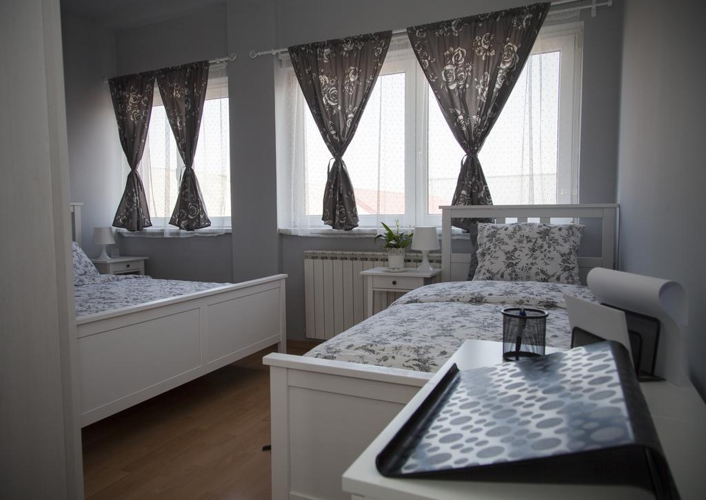 Master Apartman Sisak Eksteriør bilde